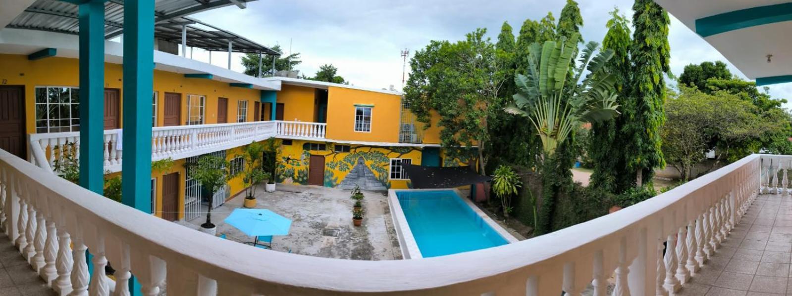 Hotel Y Restaurante Casa Jardines San Benito المظهر الخارجي الصورة
